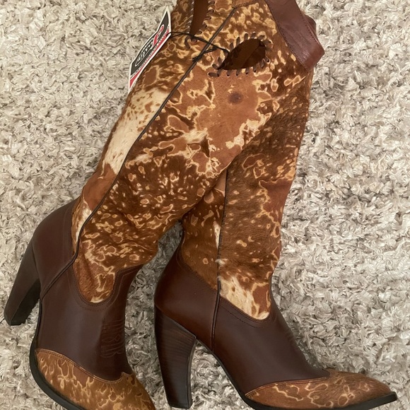 Justin cowhide boots - Picture 8 of 12